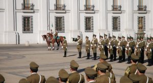 A Troca de Guarda em La Moneda Santiago Chile